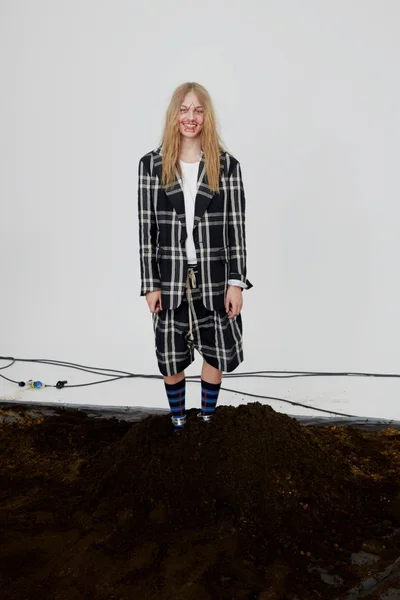 Look 13